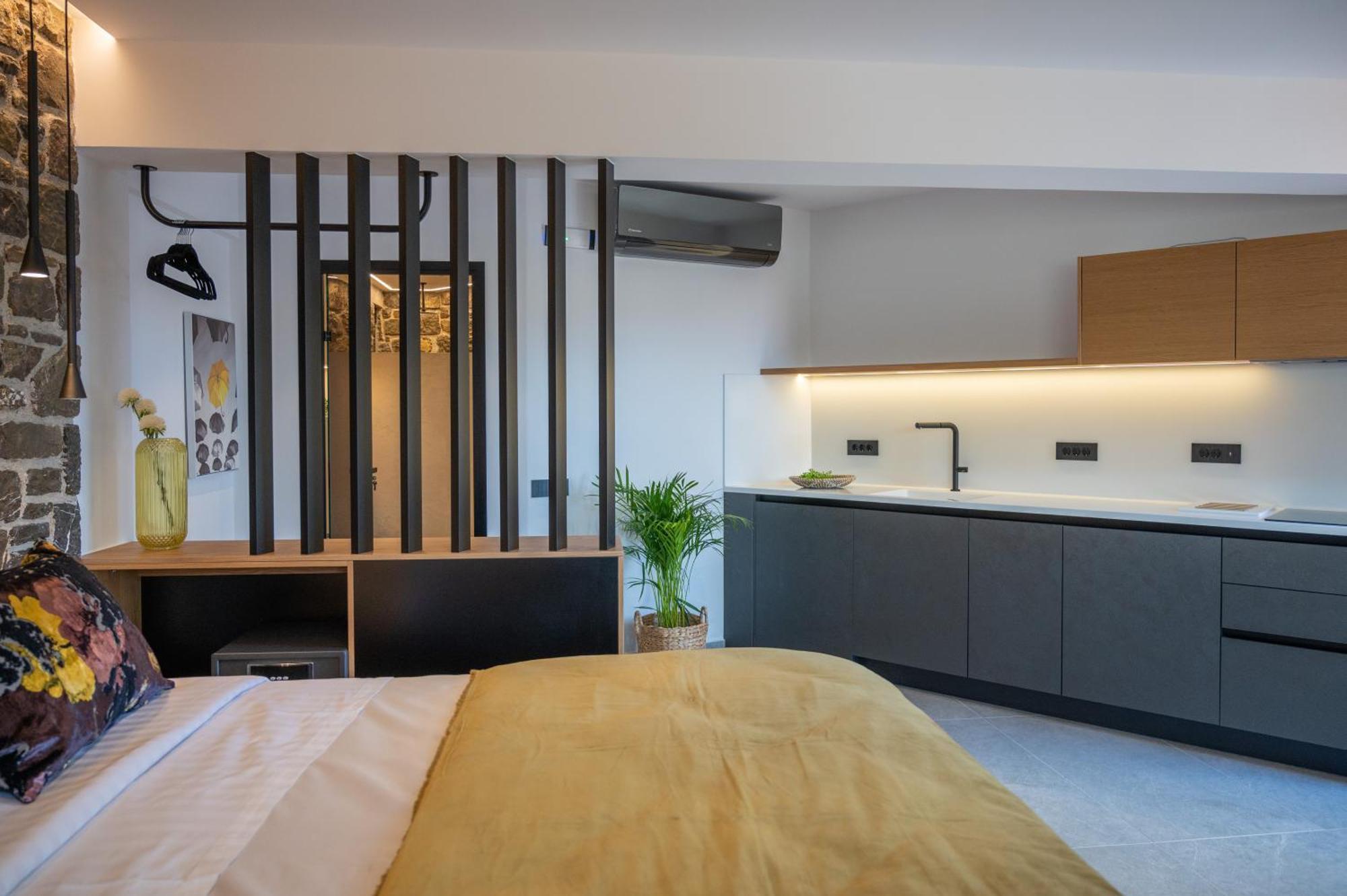 Opal Executive Suites Nauplia Esterno foto