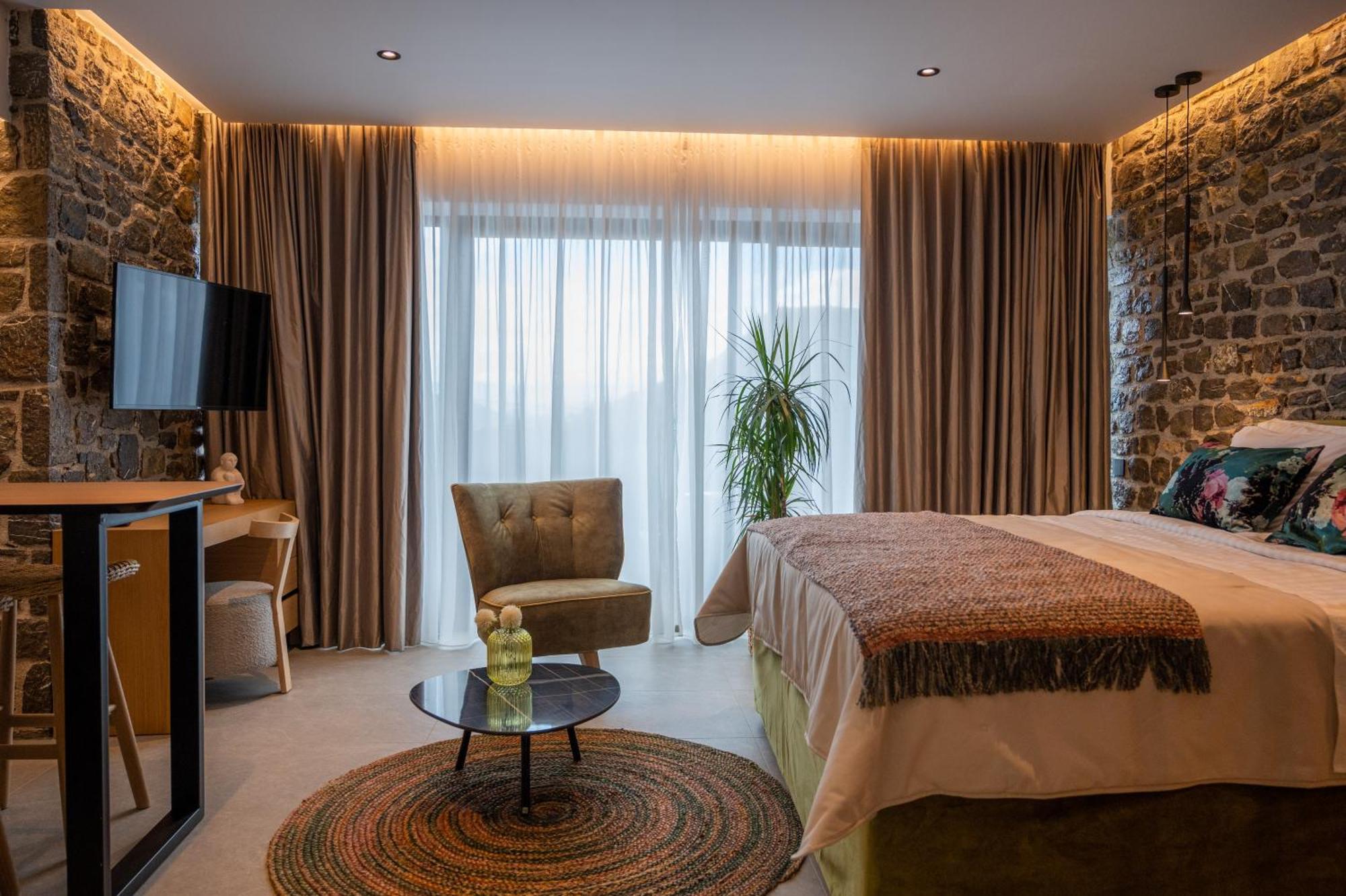 Opal Executive Suites Nauplia Esterno foto